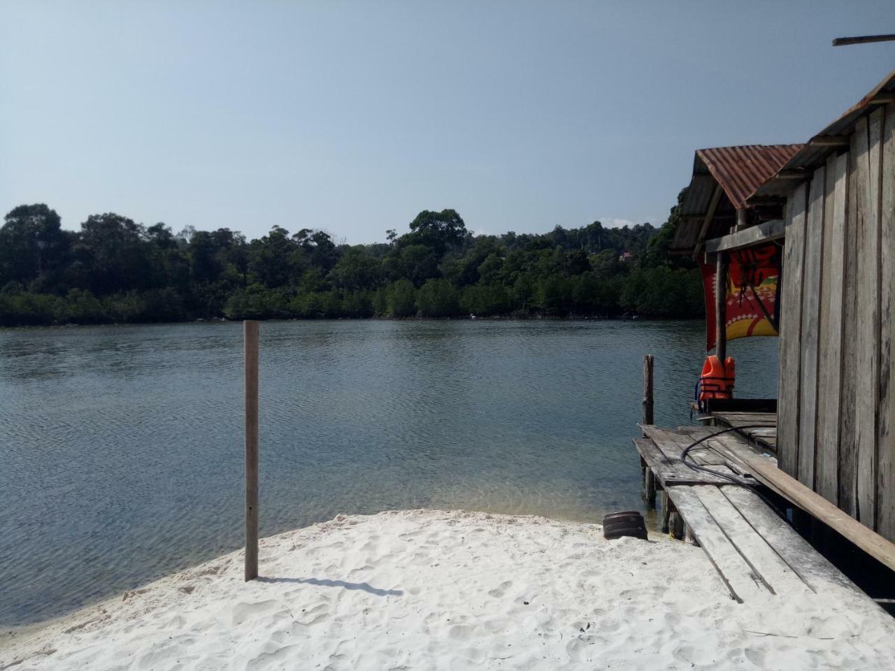 Sandbank Restaurant & Camping Koh Rong Kaoh Touch Dış mekan fotoğraf