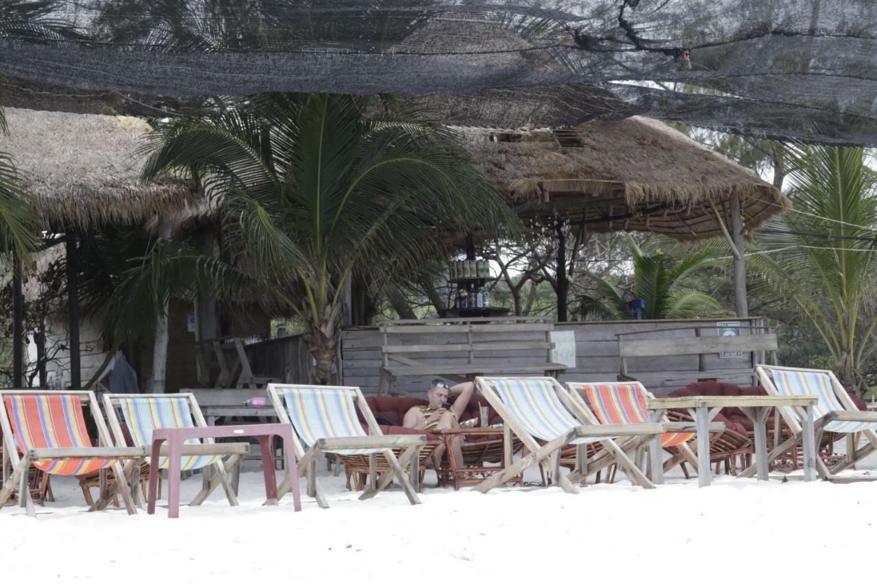 Sandbank Restaurant & Camping Koh Rong Kaoh Touch Dış mekan fotoğraf