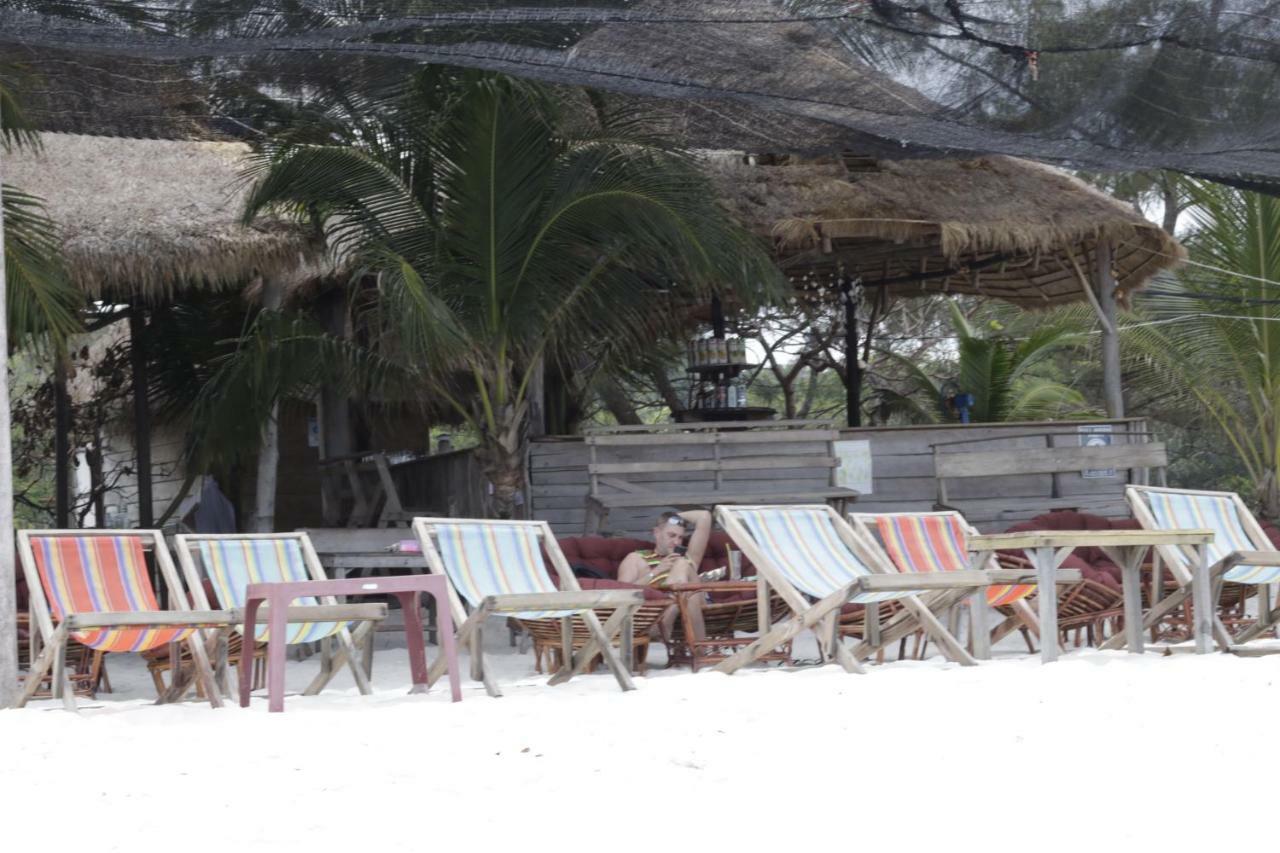 Sandbank Restaurant & Camping Koh Rong Kaoh Touch Dış mekan fotoğraf