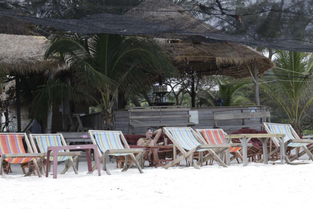 Sandbank Restaurant & Camping Koh Rong Kaoh Touch Dış mekan fotoğraf