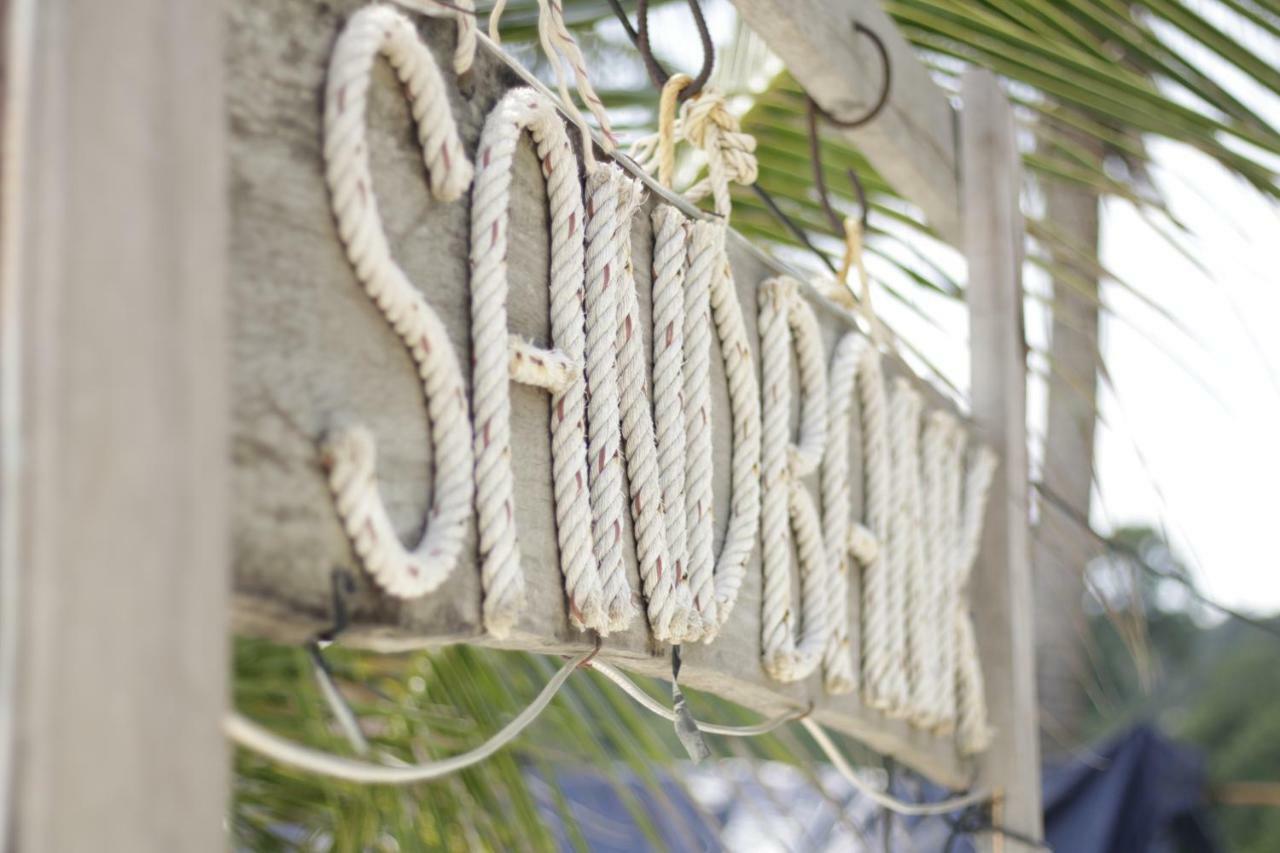 Sandbank Restaurant & Camping Koh Rong Kaoh Touch Dış mekan fotoğraf